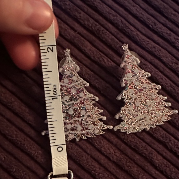 Sparkling Christmas Tree Earrings - Picture 4 of 4